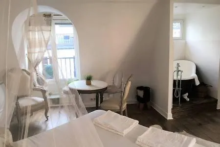 Διαμέρισμα Romantic Flat In - Opera *